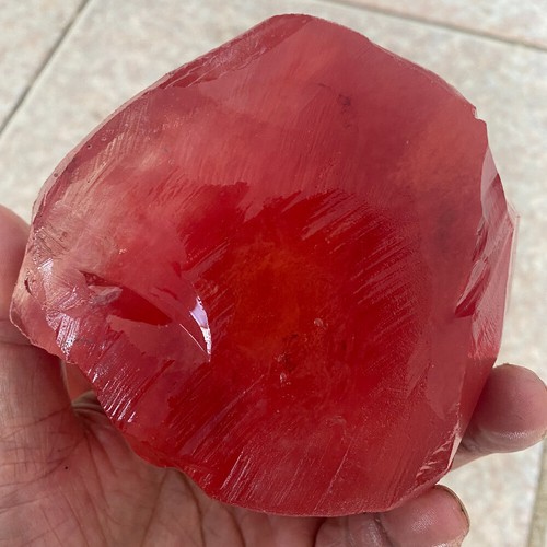 Natürlicher roter quarz - roter, rubin